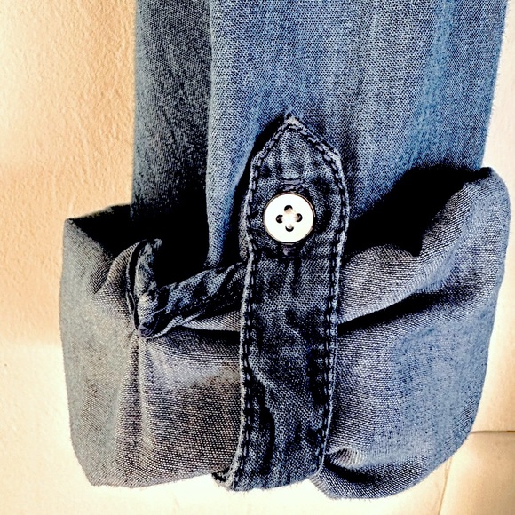 St John’s Bay NWOT Soft Button Down Jean Dress Adjustable Sleeves Sz S - Picture 5 of 14